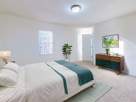 4th image of 5 Hardwick Dr APT 109