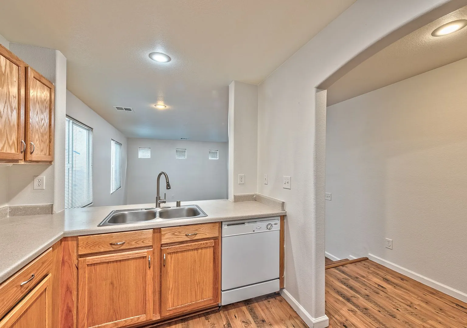 9219 Hollander Avenue — Photo 3