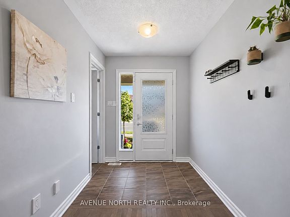 4th image of 6363 Renaud Rd