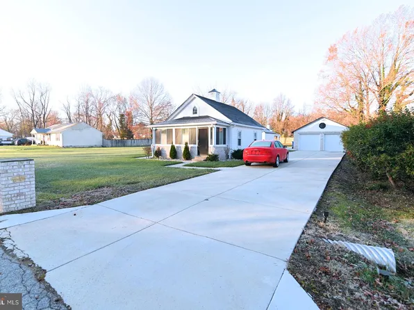 5 6th St, Indian Head, MD 20640