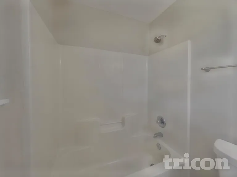 208 Denby Cir — Photo 11
