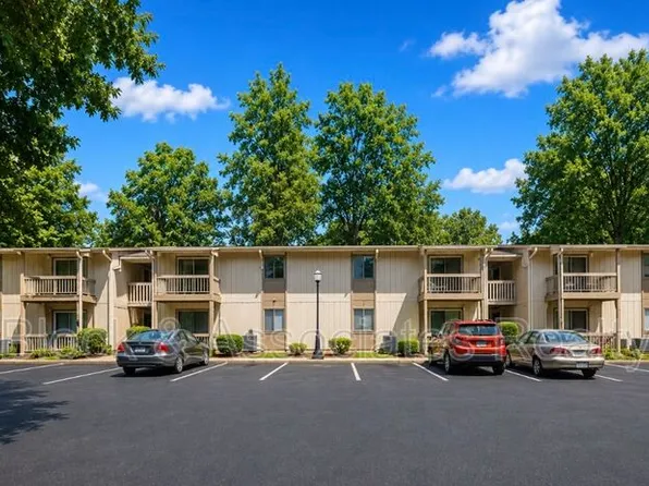 2260 Sunderland Rd, Winston Salem, NC