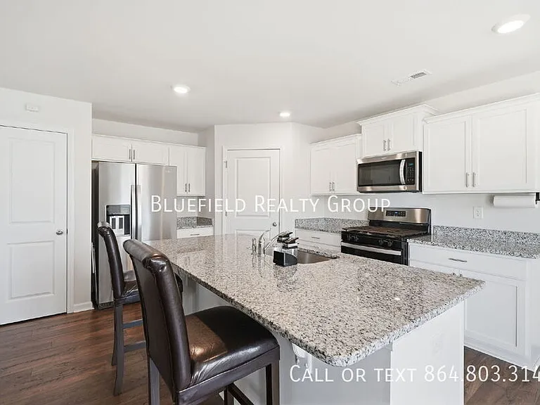 1313 Duffers Ln — Photo 16