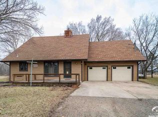 995 E 1000th Rd, Lawrence, KS 66047
