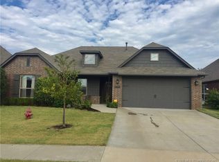 3359 S 206 East Ave, Broken Arrow, OK 74014