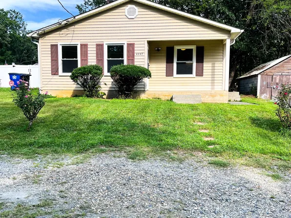 4447 Old Carver School Rd, Winston Salem, NC 27105