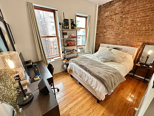 Rented by J PRESTON AND ASSOCIATES INC | media 15