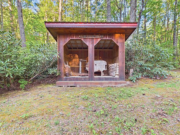 53rd image of 113 Rivendell Ln