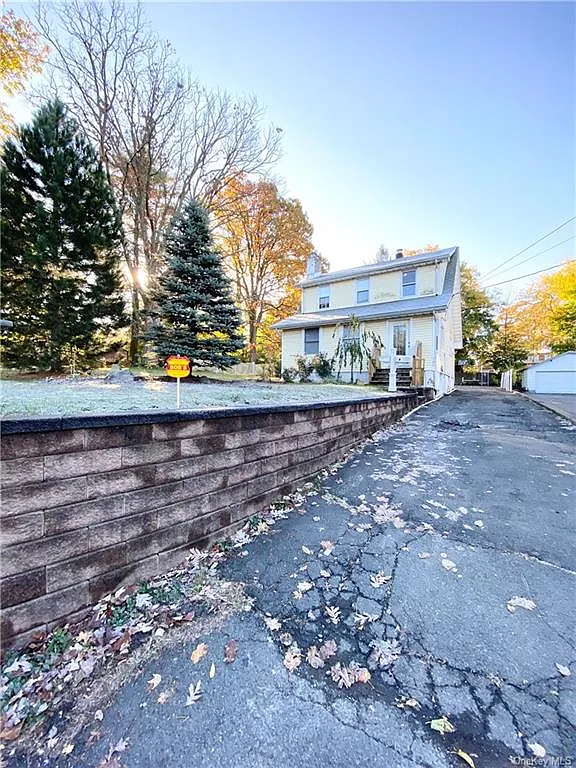 102 E Eckerson Rd photo 1