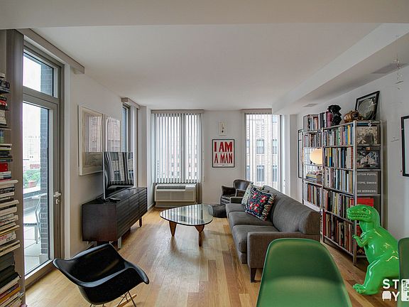 5th image of 172 Montague St #15CC