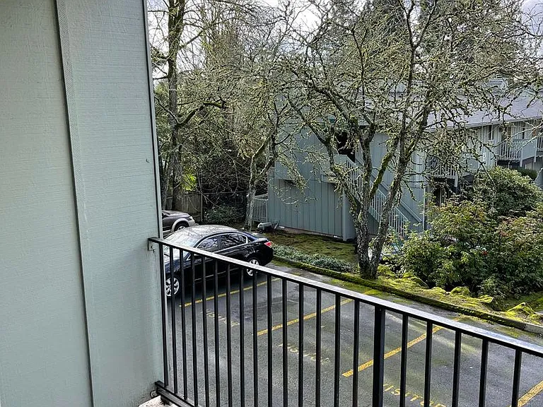 Roxclif Apartments — Photo 34