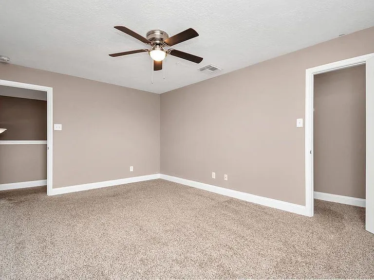 1914 Lenora Ct — Photo 38