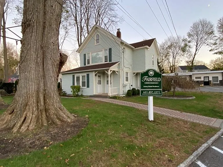 Fairfield Estates at Miller Place — Photo 2