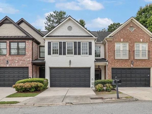 1730 Oakbrook Lake Dr, Norcross, GA 30093