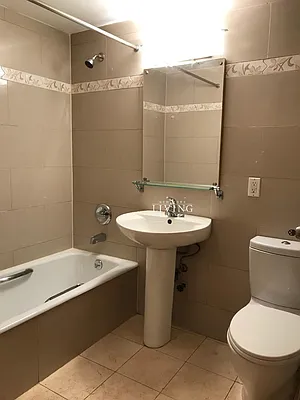 Rented by NY Living Solutions | media 23