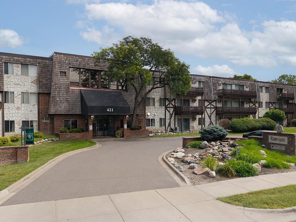1st image of 421 Van Buren Ave N #700-302
