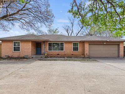 1911 Peavy Rd, Dallas, TX, 75228