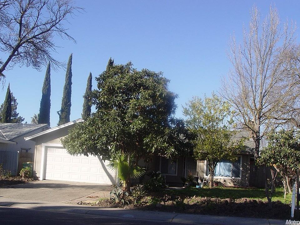 1st image of 733 Hudson Dr