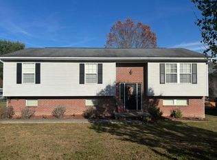 162 Verbena Dr, Corbin, KY 40701