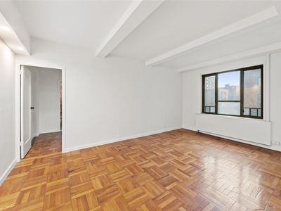 1936 E Tremont Avenue #5H, Bronx, NY, 10462