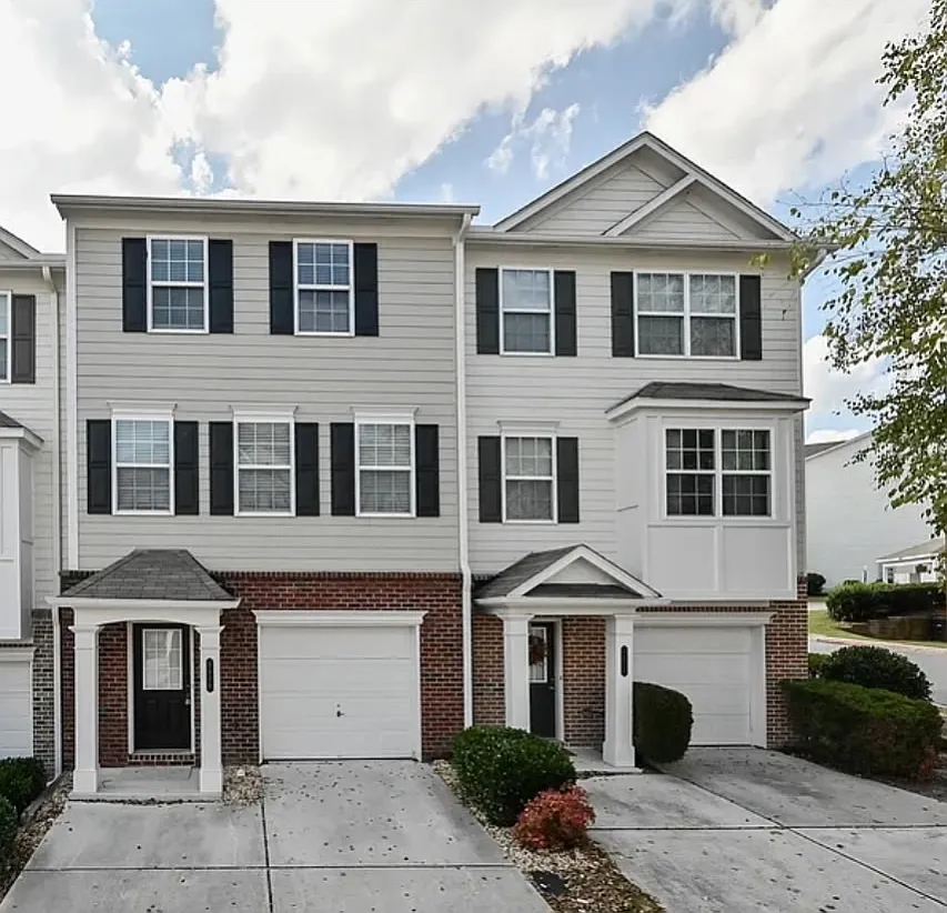 3 bed, 3.5 bath, 1776 sqft, $2,000 — Photo 1