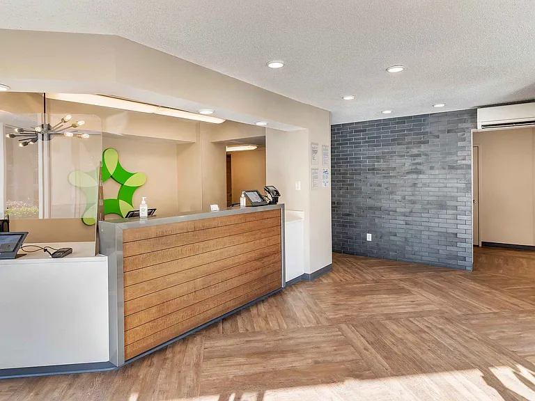Lobby and Guest Check-in
