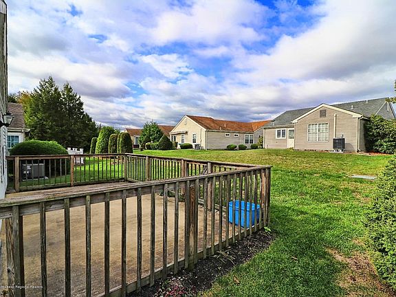4th image of 166 Buckingham Dr