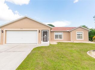 6352 Hera St, Englewood, FL 34224