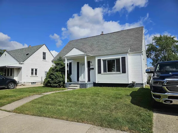 25672 Wiseman St, Roseville, MI 48066