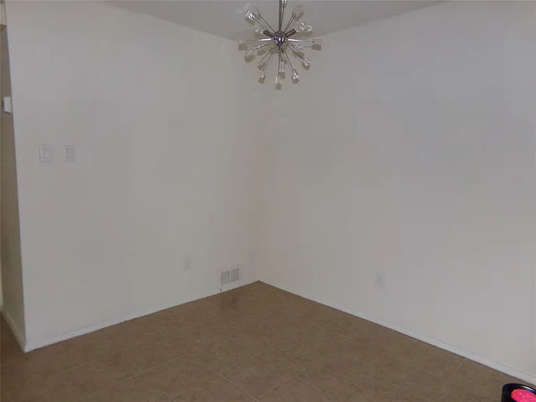 4505 Brown Bark Pl #B — Photo 10