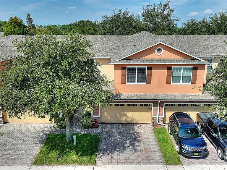 1220 Priory Cir — Photo 38