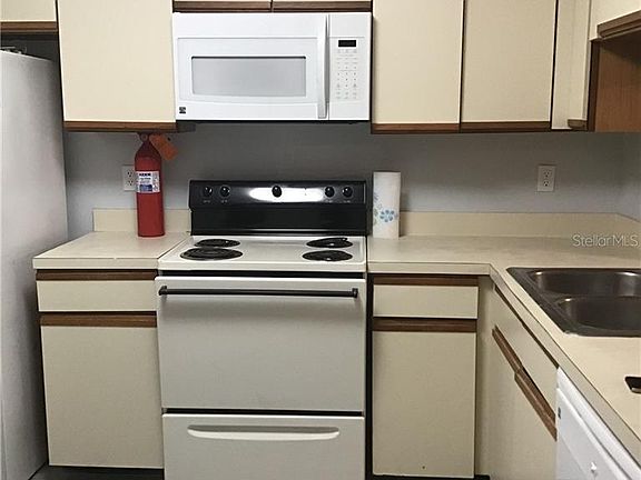 2nd image of 1616 Little River Dr