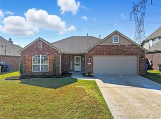 2713 W Quinton St, Broken Arrow, OK 74011