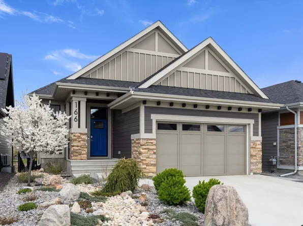 166 Edgewater Cir, Leduc, AB T9E 1K5