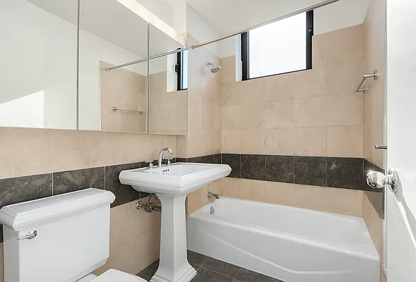 Rented by Related Rentals | media 93