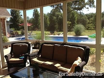 3rd image of 4216 Joey Ln