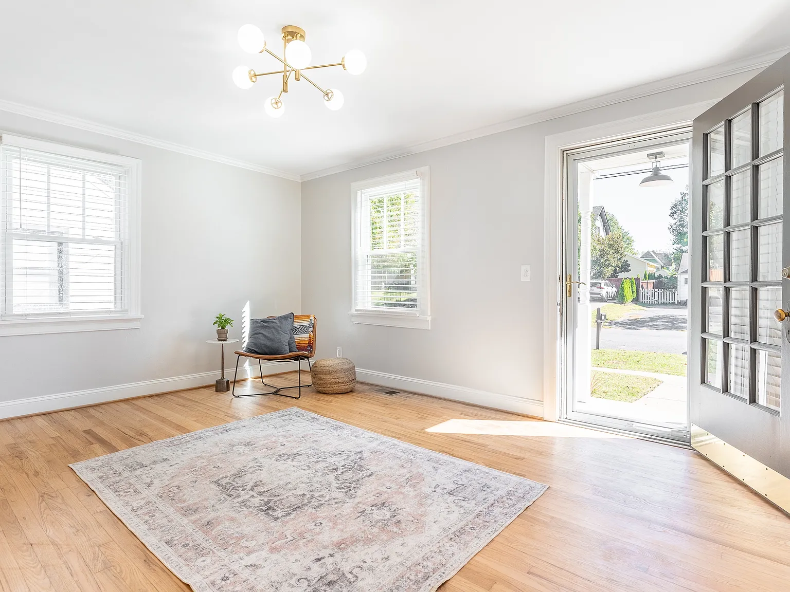 3 bed, 1832 sqft, $3,800 — Photo 2