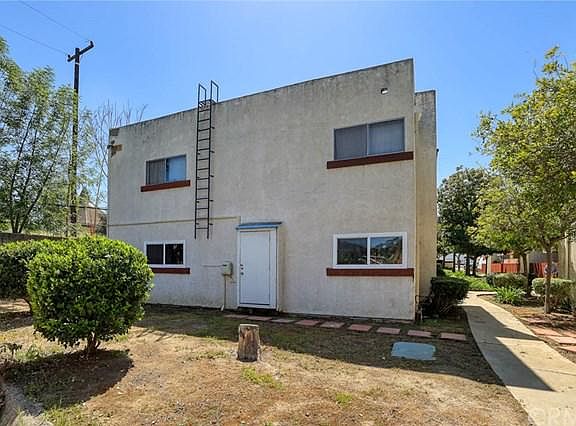 4th image of 23653 Golden Springs Dr Unit 7D