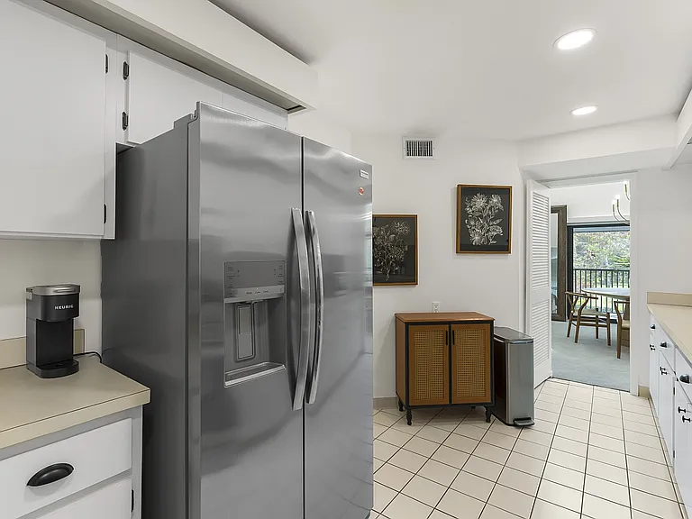 2155 Galleon Dr #E4 — Photo 16