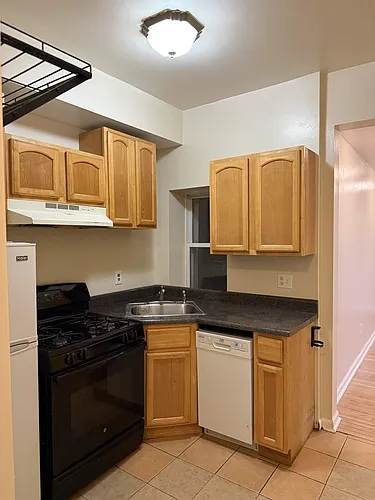 1118 Green St #1 Photo 1