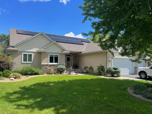 868 Bavaria Hills Ter, Chaska, MN 55318