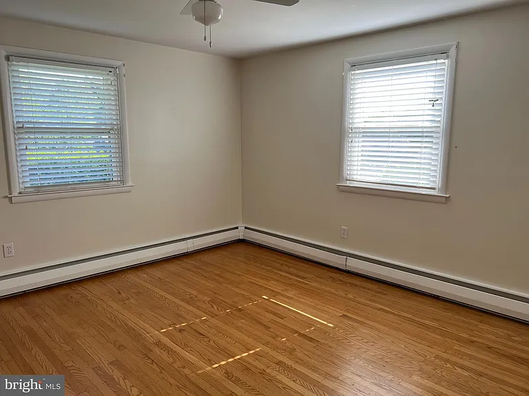 319 Meetinghouse Ln — Photo 22