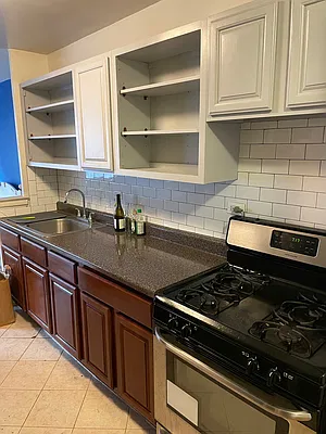 Rented by Living Room NY Corp | media 3