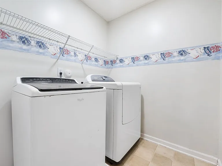 8843 Elizabeth Bennet Pl — Photo 11