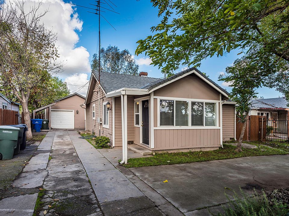 1st image of 1007 Santiago Ave #A