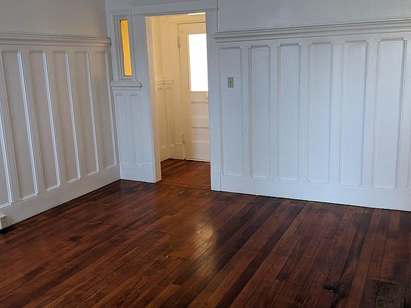 2nd image of 1847B Stockton St