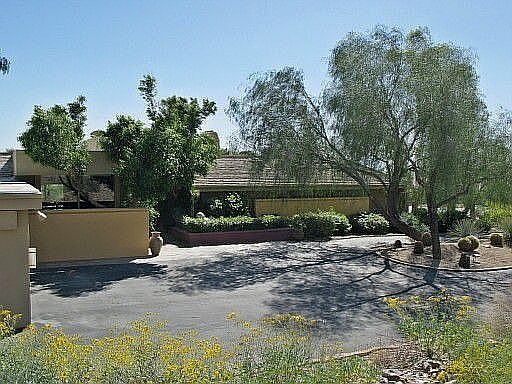1st image of 4050 E Desert Crest Dr