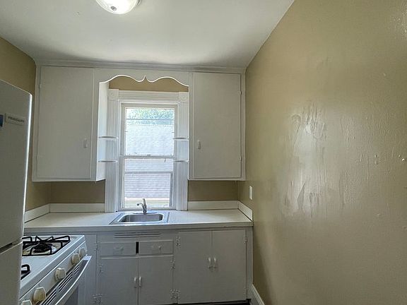 4th image of 516 N Porter St #2