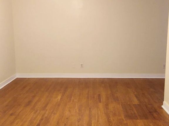 2nd image of 2731 Donna Ave