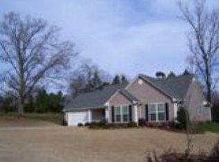 332 Tallassee Ln, Statham, GA